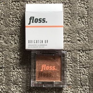 Floss. Brighten Up Highlighter 4g in SUNBEAM